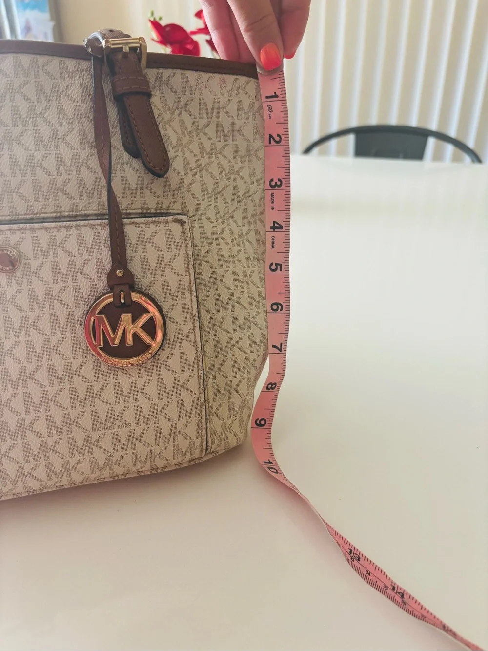Michael Kors Jet Set Logo Pocket Tote Bag